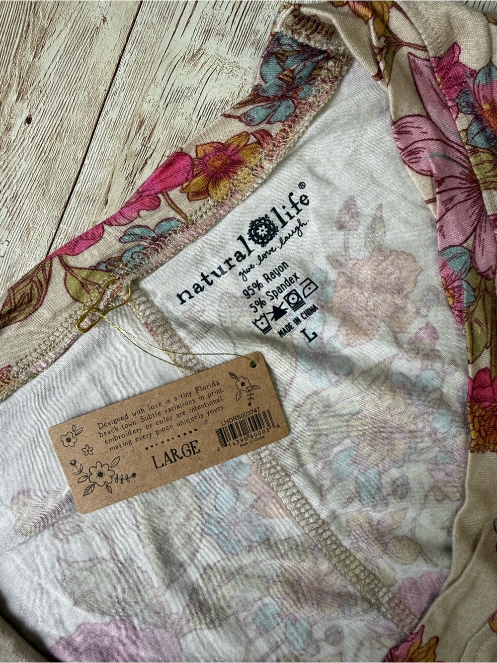 Natural Life ButterSoft Tee Dress English Garden Cream Floral Maxi Large NWT - Picture 7 of 7